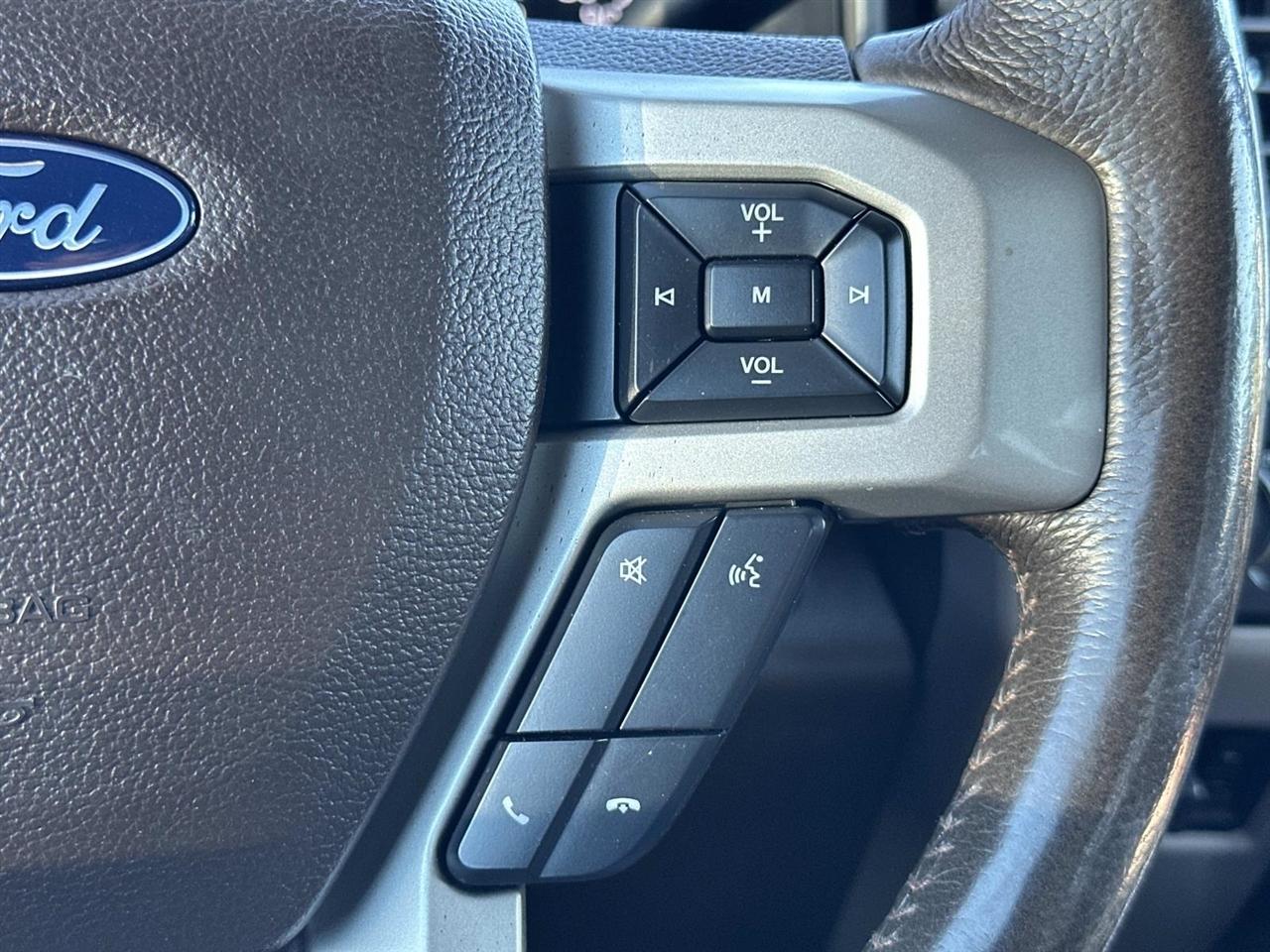 Ford Super Duty F-350 SRW 4WD Crew Cab 156" King Ranch 2019