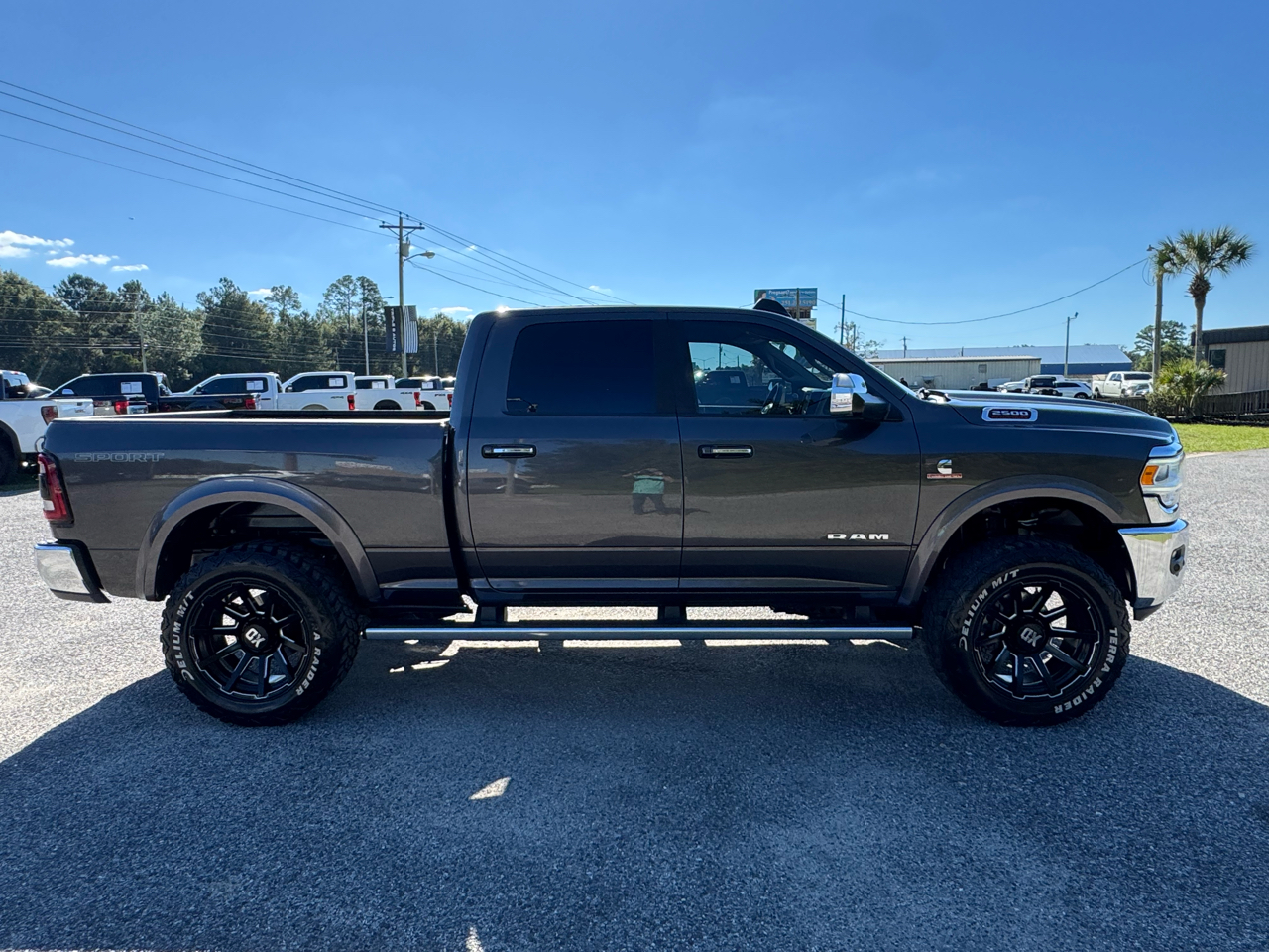 RAM 2500 Laramie 4x4 Crew Cab 6'4" Box 2022 RAM 2500 Laramie 4x4 Crew Cab 6'4" Box 2022
