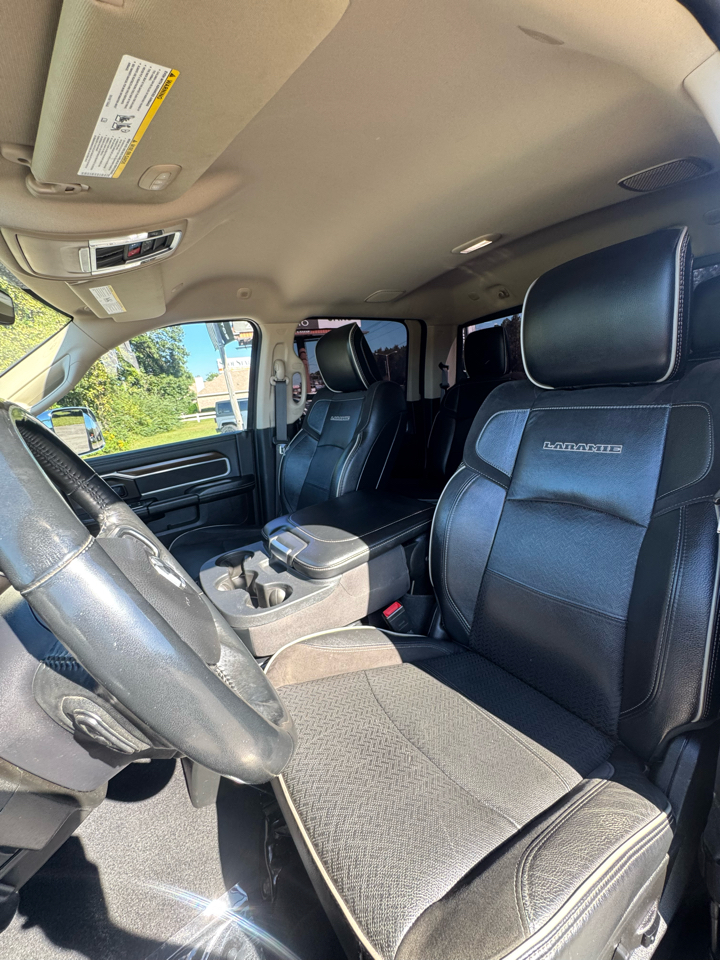 RAM 2500 Laramie 4x4 Crew Cab 6'4" Box 2022 RAM 2500 Laramie 4x4 Crew Cab 6'4" Box 2022