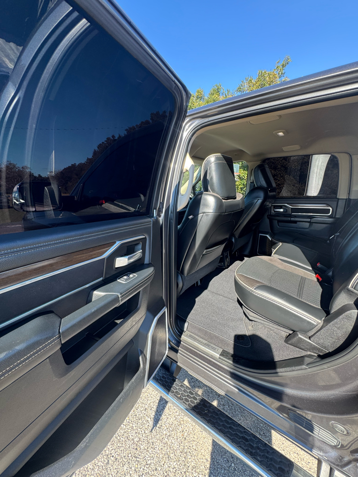 RAM 2500 Laramie 4x4 Crew Cab 6'4" Box 2022 RAM 2500 Laramie 4x4 Crew Cab 6'4" Box 2022