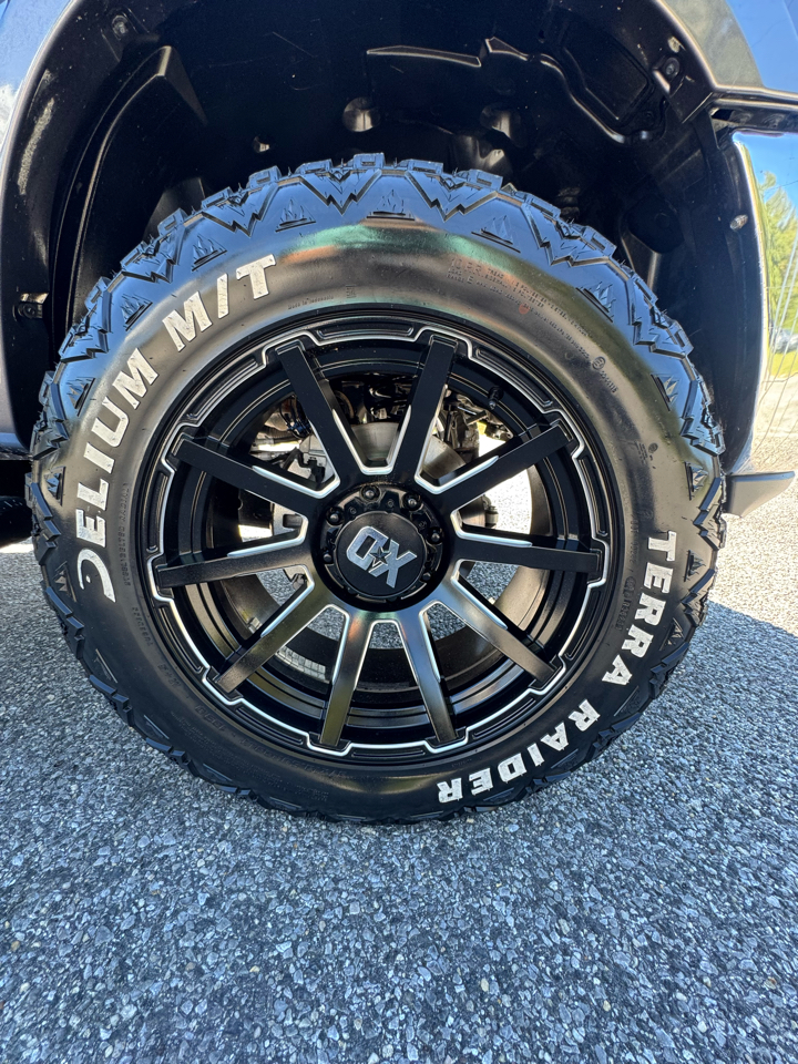 RAM 2500 Laramie 4x4 Crew Cab 6'4" Box 2022 RAM 2500 Laramie 4x4 Crew Cab 6'4" Box 2022