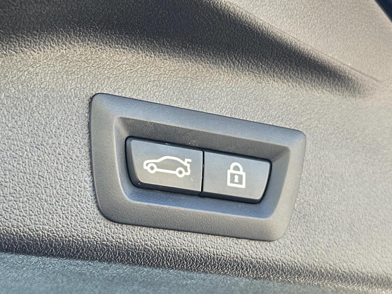 BMW X5 M50i Sports Activity Vehicle 2020