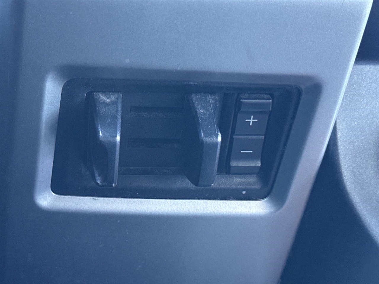 2017 Ford Super Duty F-450 DRW King Ranch 4WD Crew Cab 8' Box