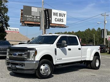 2018 Ford Super Duty F-350 DRW XLT 4WD Crew Cab 8' Box