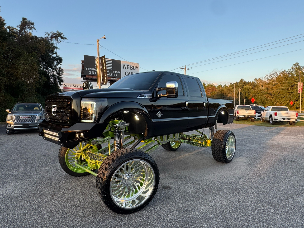 2016 Ford Super Duty F-350 SRW 4WD Crew Cab 156" Platinum