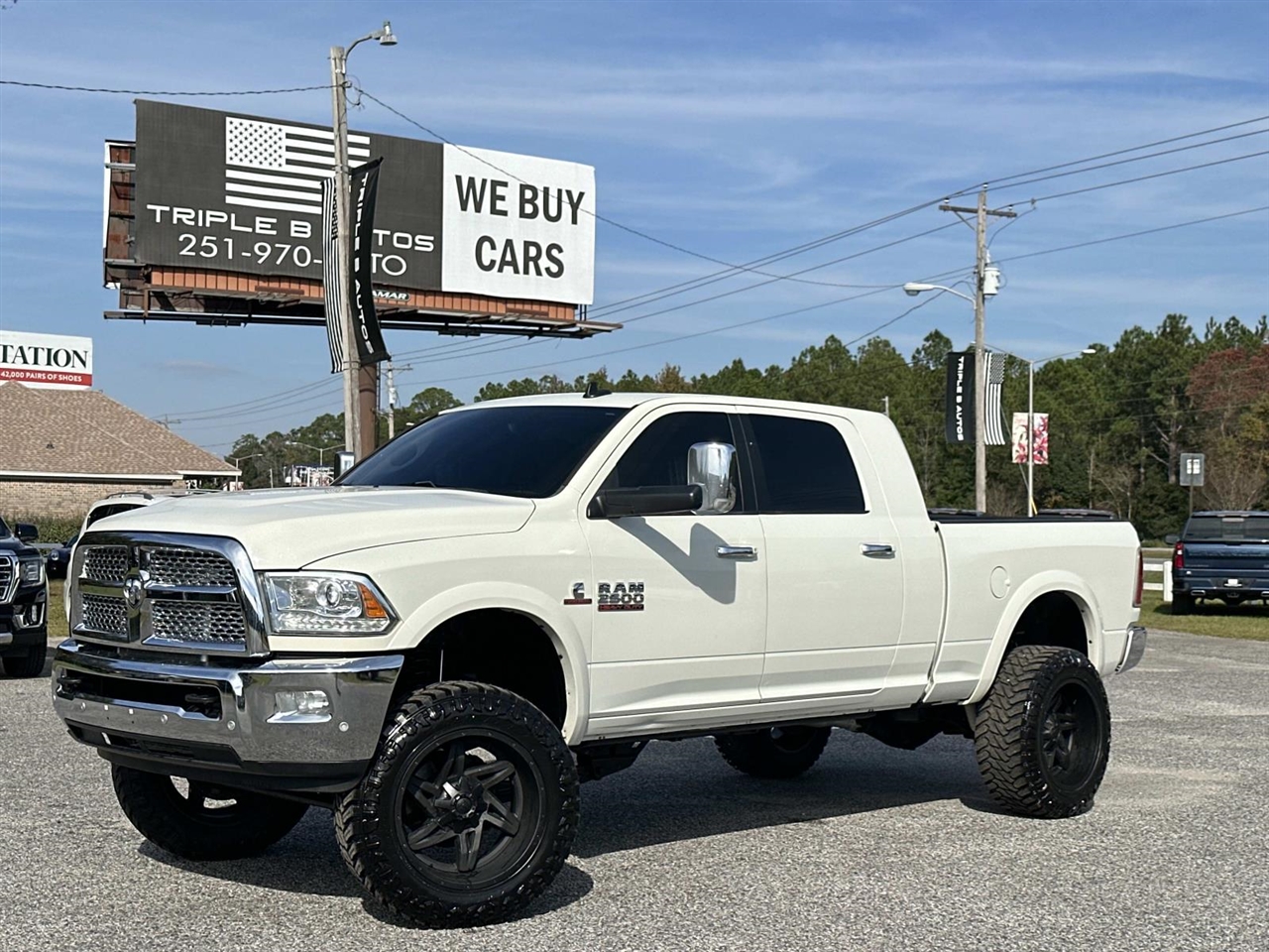 2018 RAM 2500 Laramie 4x4 Mega Cab 6'4" Box