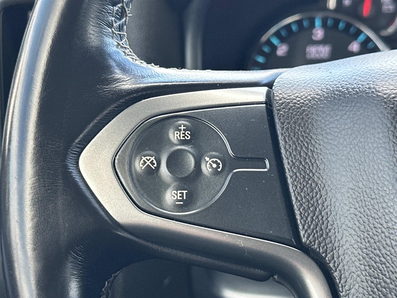 Chevrolet Silverado 1500 2WD Crew Cab 143.5" LT w/1LT 2018