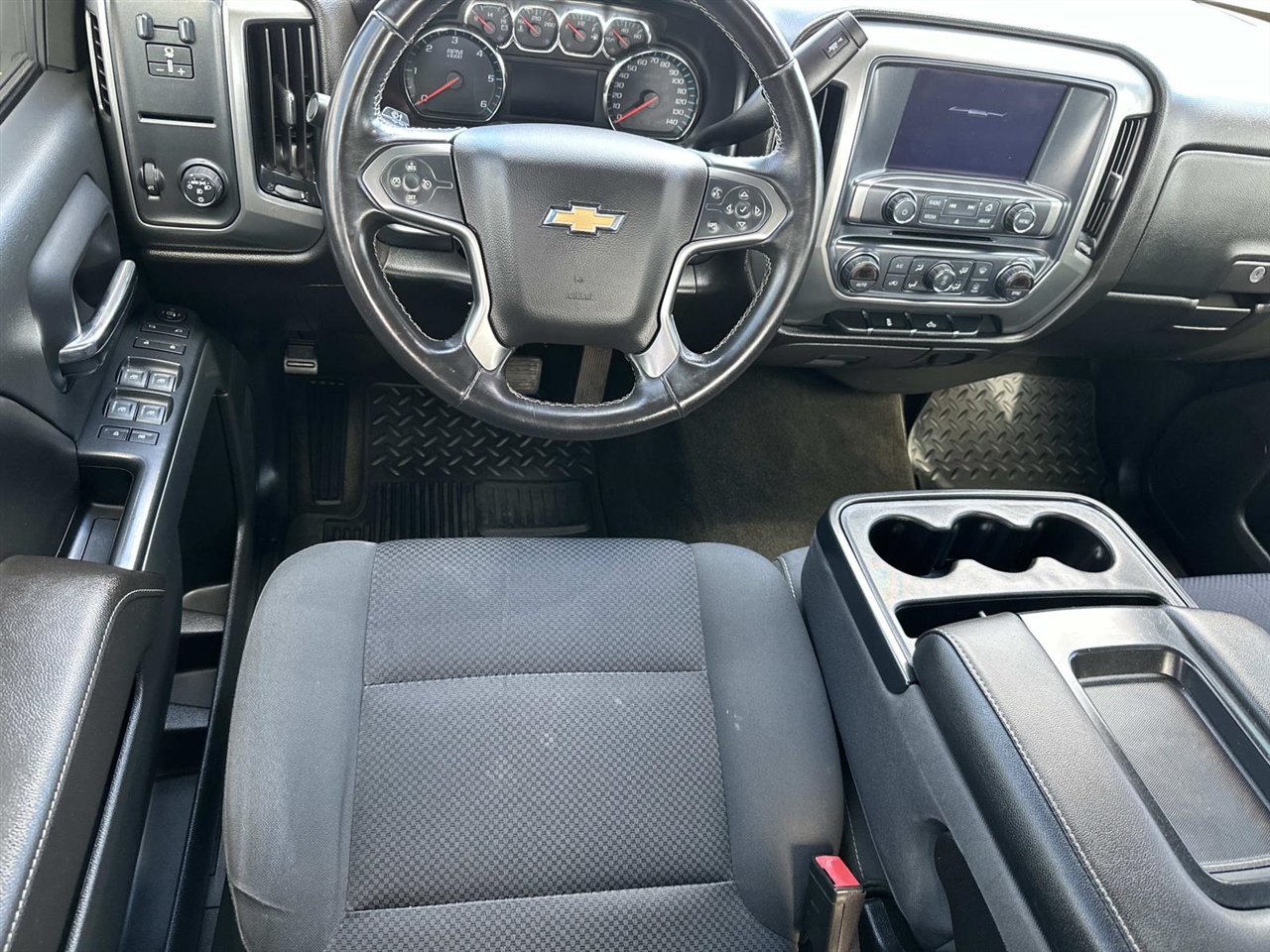 Chevrolet Silverado 1500 2WD Crew Cab 143.5" LT w/1LT 2018