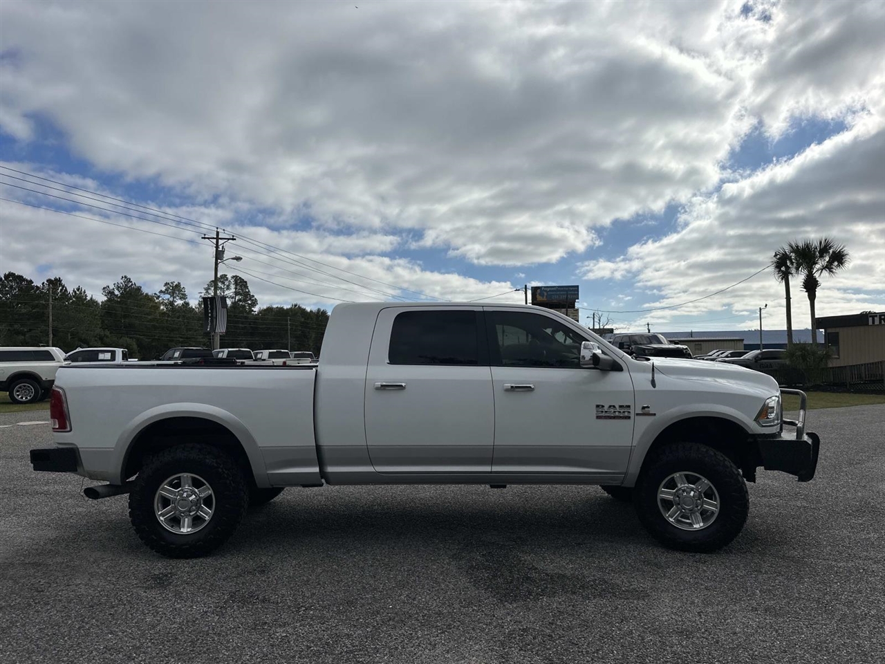 RAM 2500 4WD Mega Cab 160.5" Laramie 2013