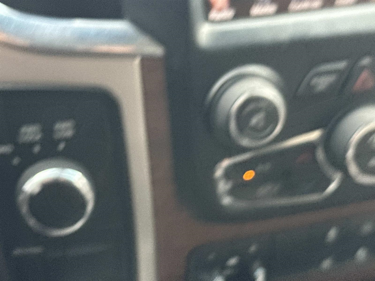 RAM 2500 4WD Mega Cab 160.5" Laramie 2013