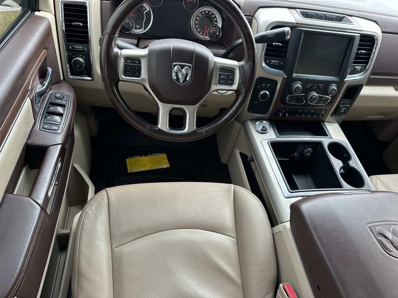 RAM 2500 4WD Mega Cab 160.5" Laramie 2013