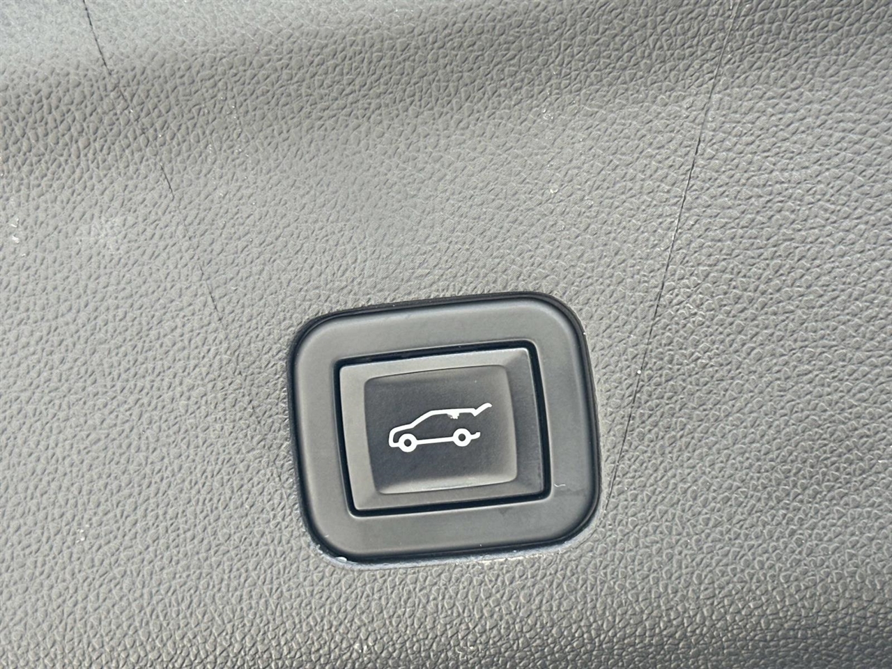 Chevrolet Suburban 4WD 4dr Z71 2022