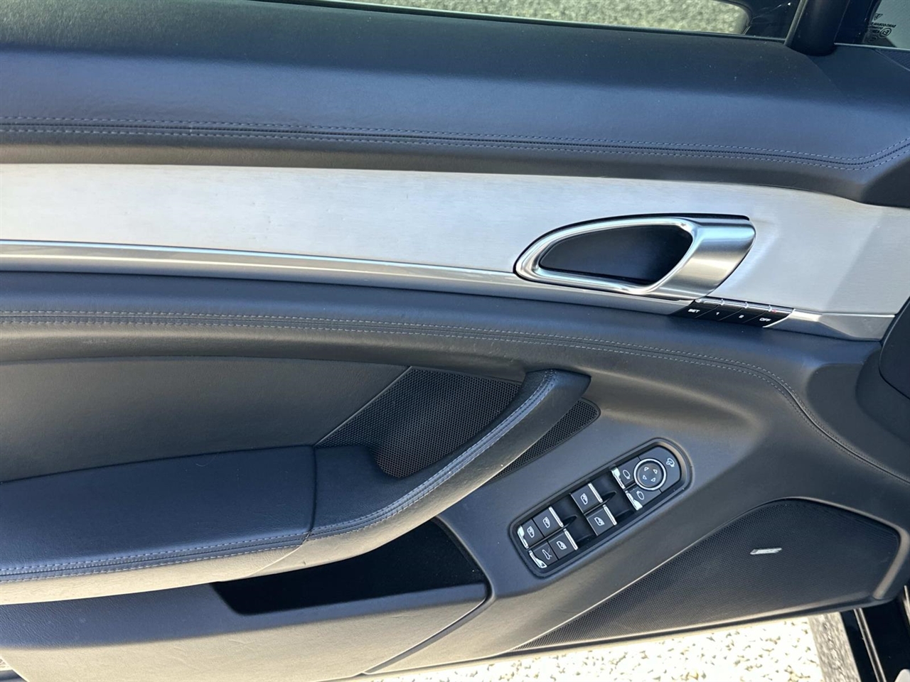 Porsche Panamera 4dr HB Turbo 2010