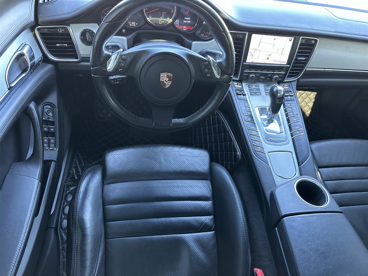 Porsche Panamera 4dr HB Turbo 2010