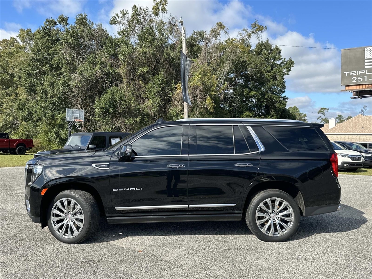 GMC Yukon 2WD 4dr Denali 2022