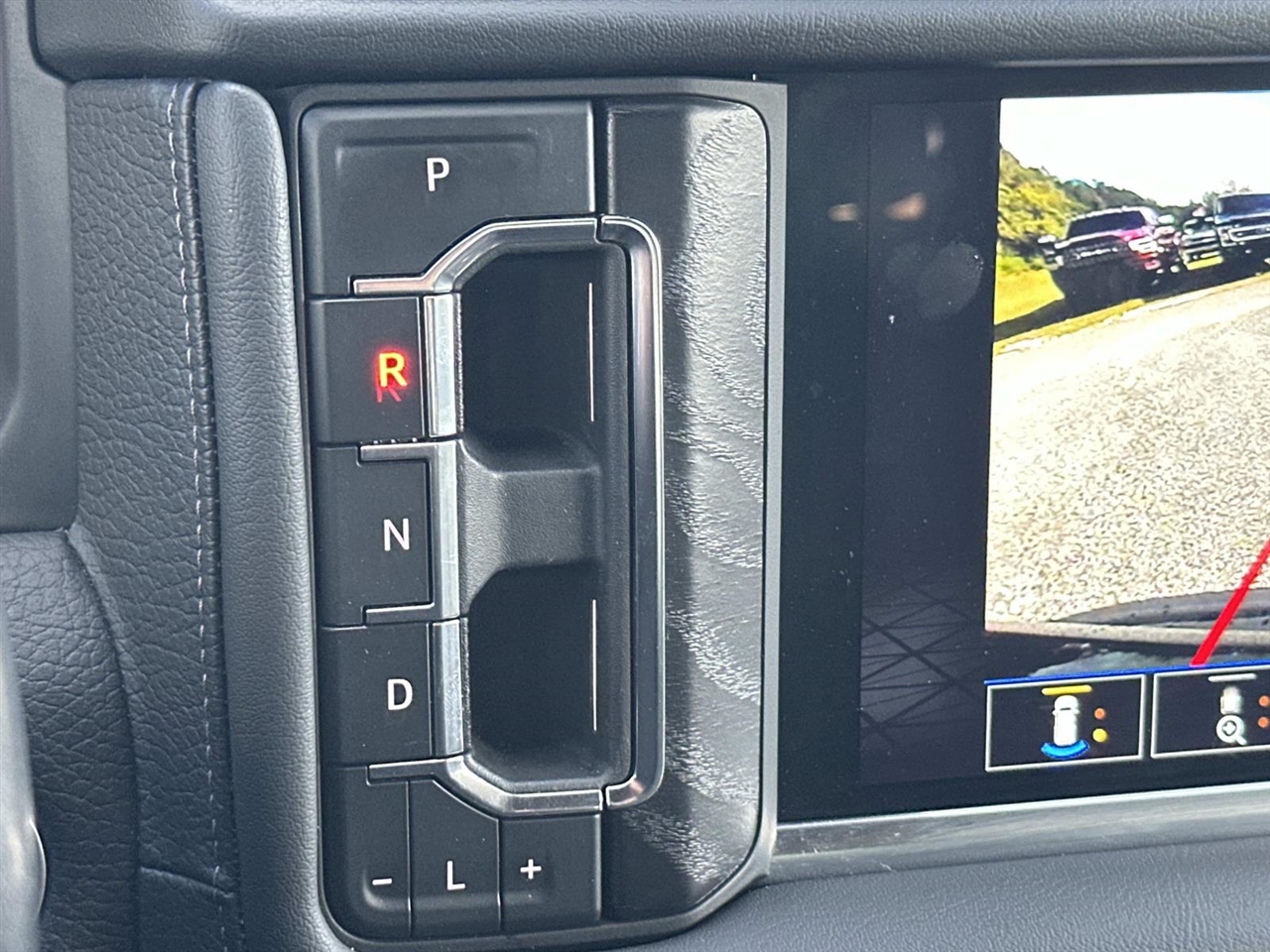 GMC Yukon 2WD 4dr Denali 2022