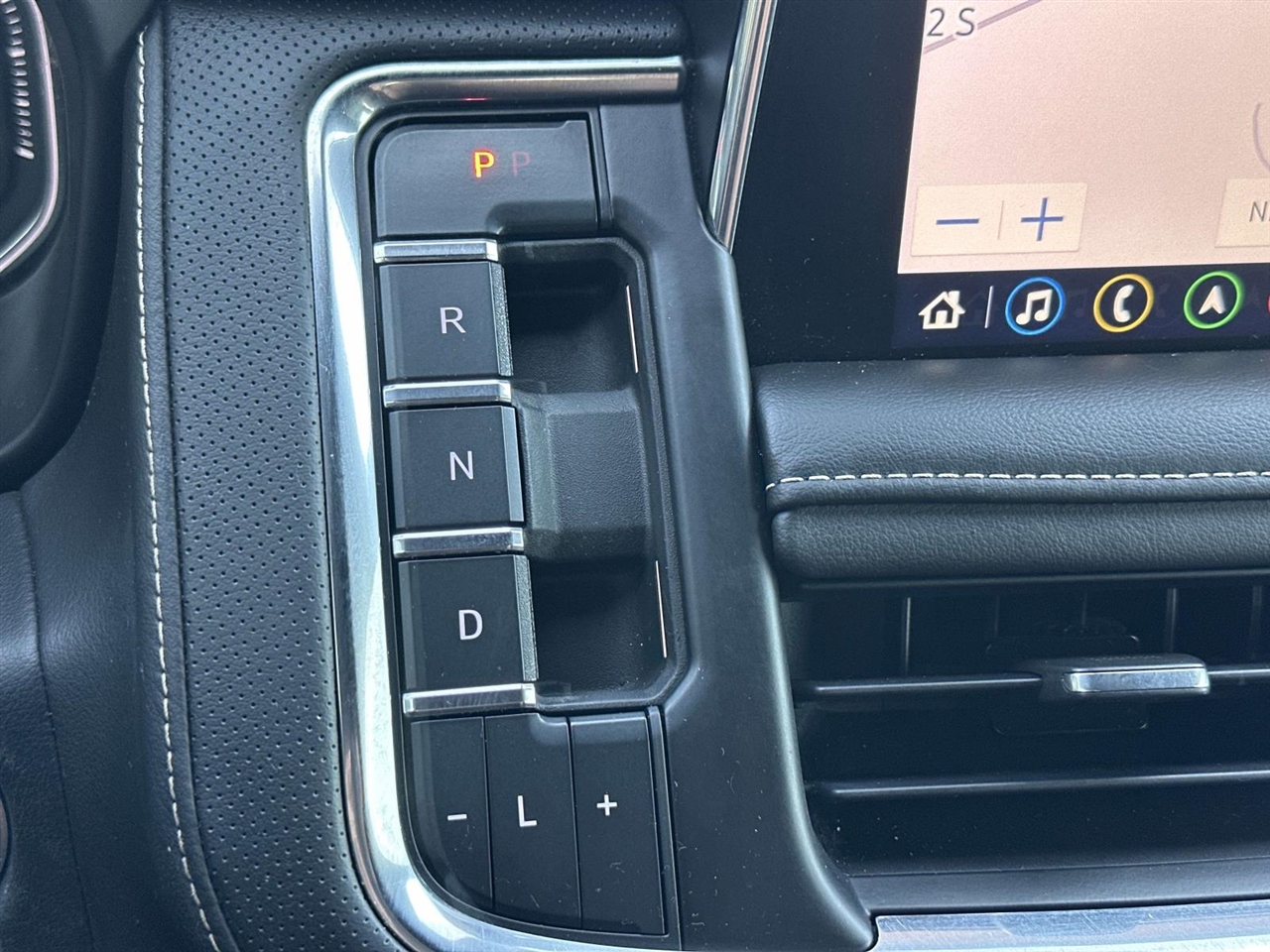 GMC Yukon 2WD 4dr SLT 2021