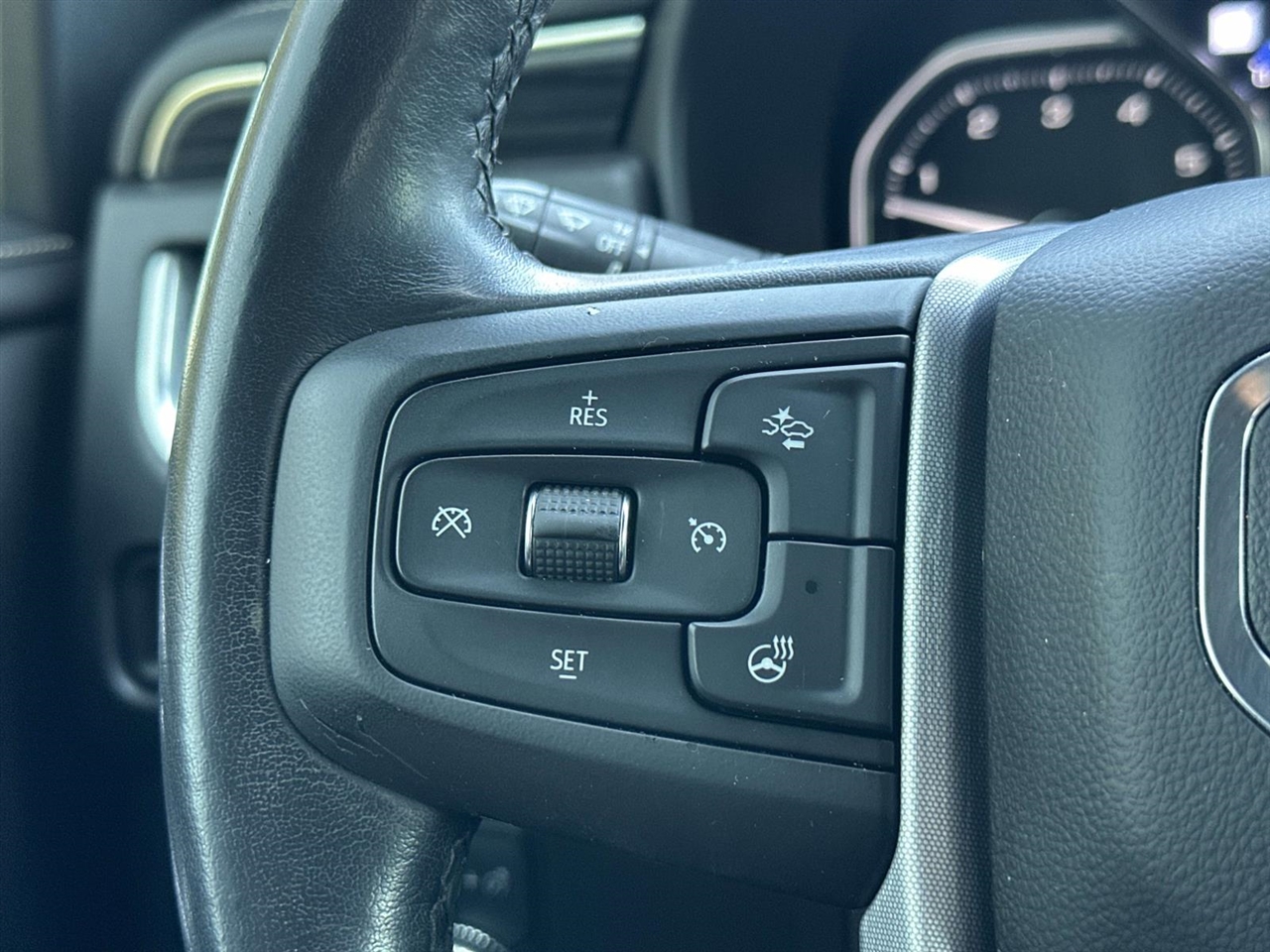 GMC Yukon 2WD 4dr SLT 2021