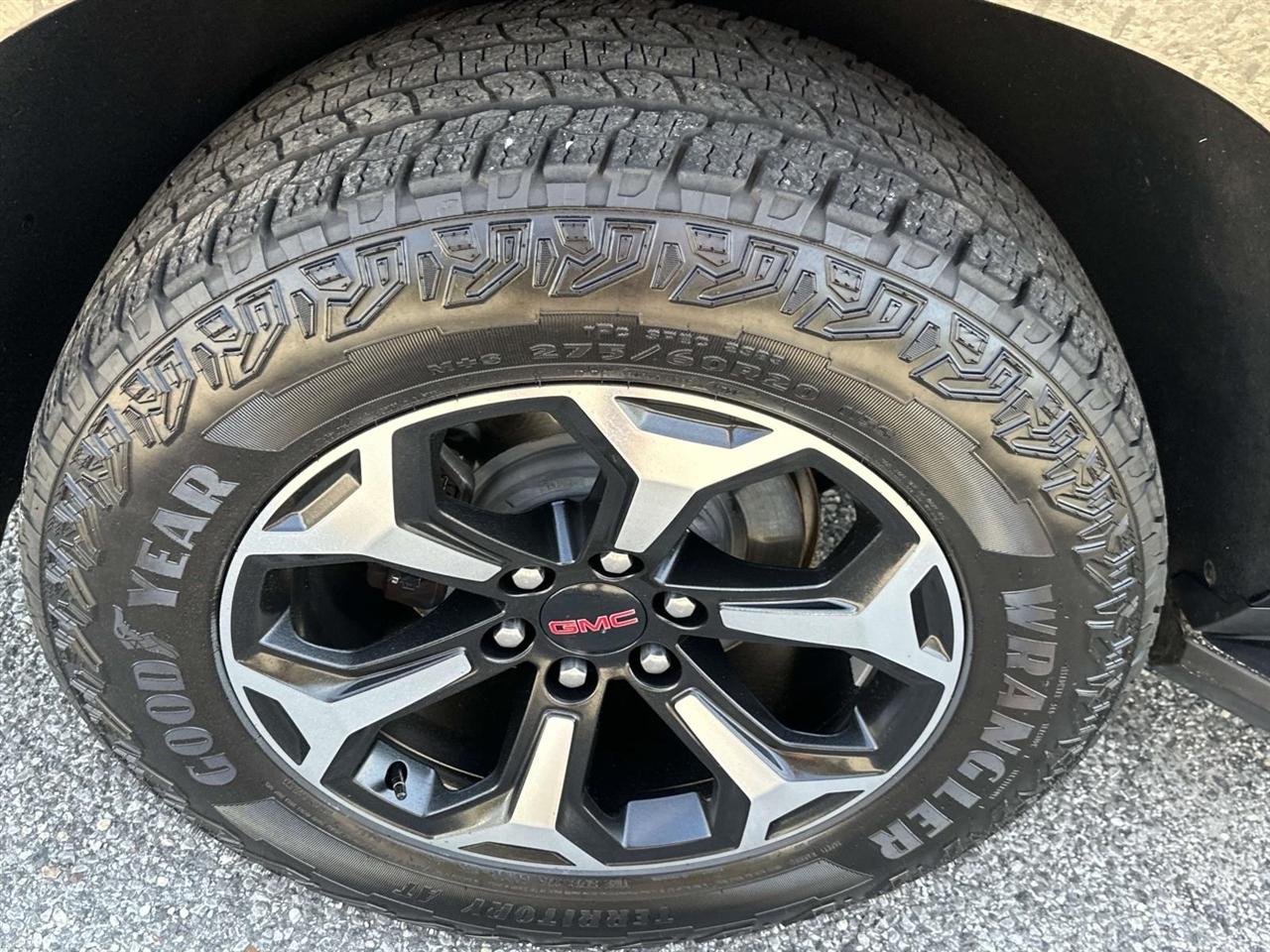 GMC Yukon 2WD 4dr SLT 2021