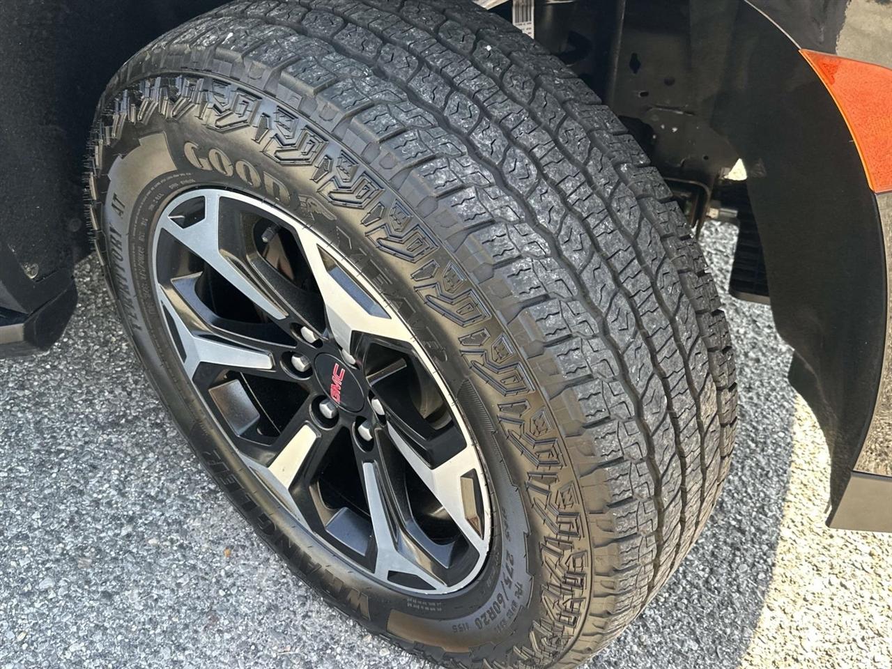 GMC Yukon 2WD 4dr SLT 2021