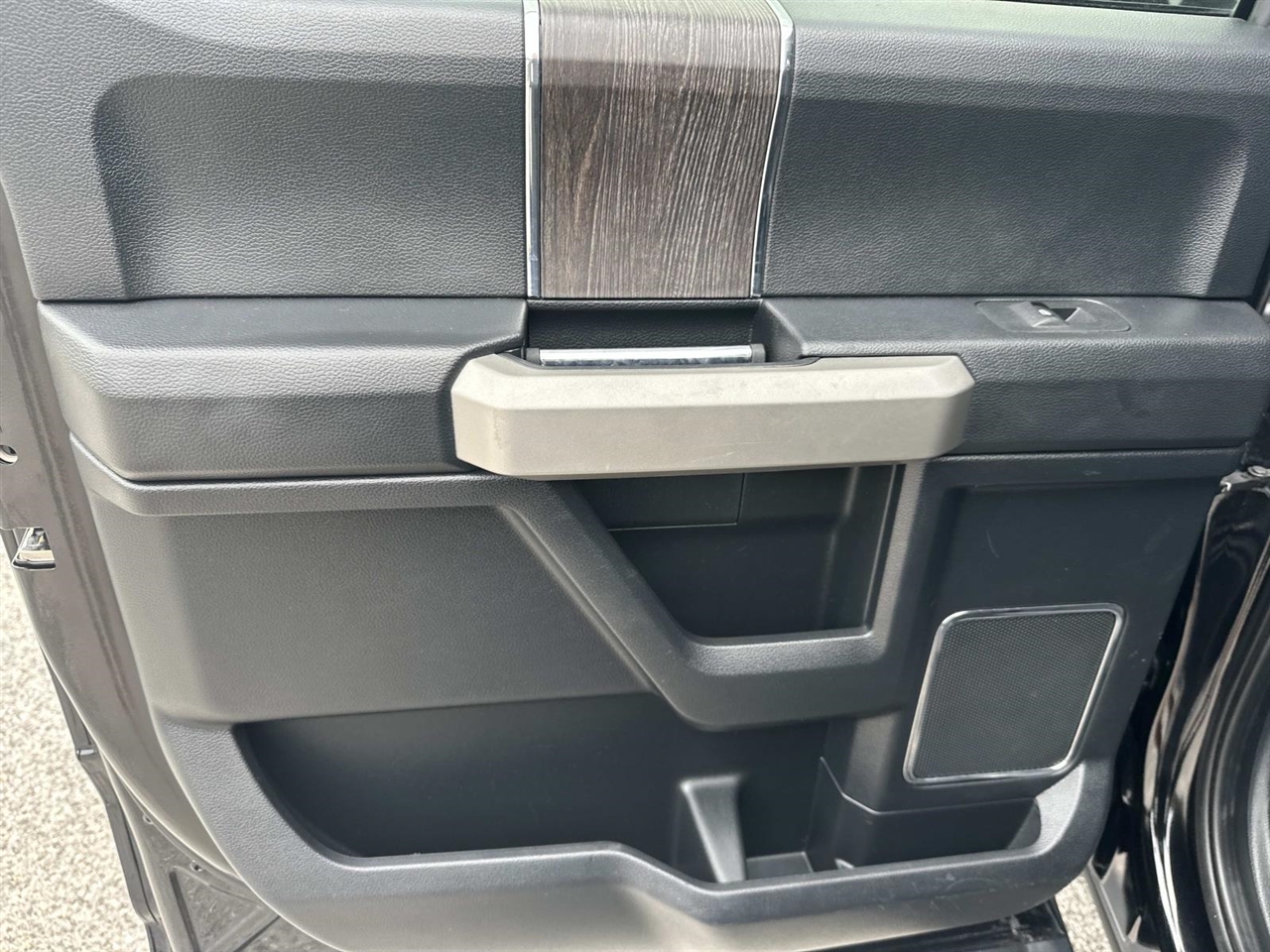 Ford Super Duty F-250 SRW Lariat 4WD Crew Cab 6.75' Box 2020