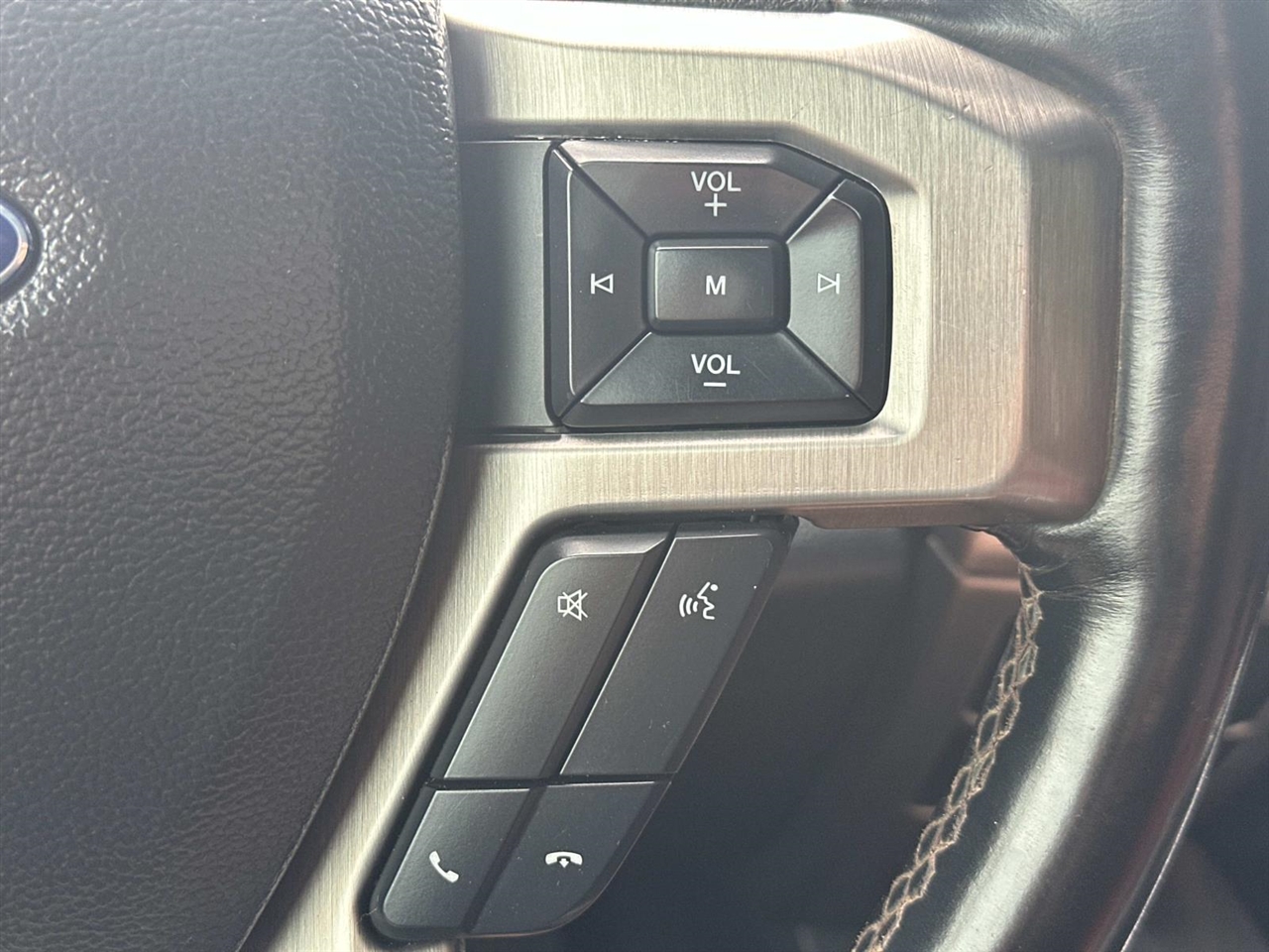 Ford Super Duty F-250 SRW Platinum 4WD Crew Cab 6.75' Box 2022