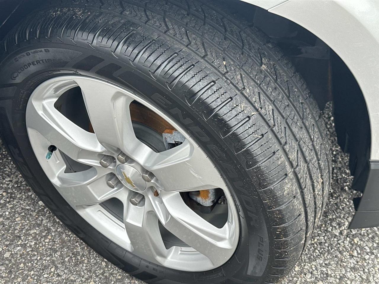 Chevrolet Traverse FWD 4dr LT w/1LT 2017