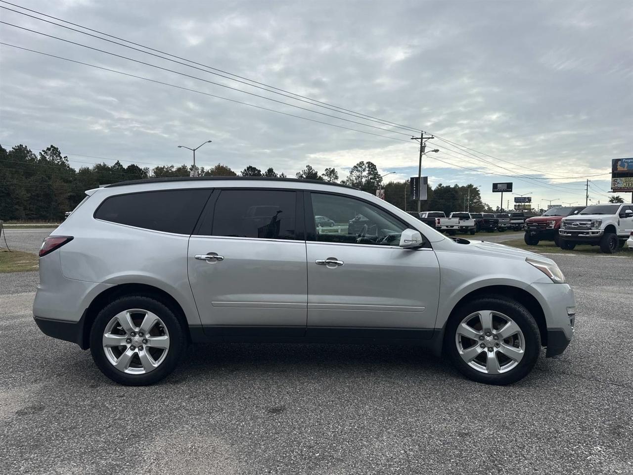 Chevrolet Traverse FWD 4dr LT w/1LT 2017