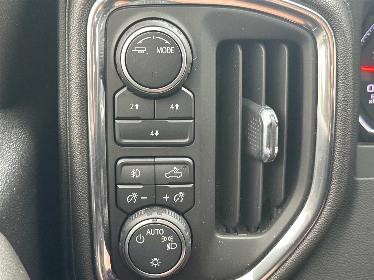 Chevrolet Silverado 2500HD 4WD Crew Cab 159" LT 2023