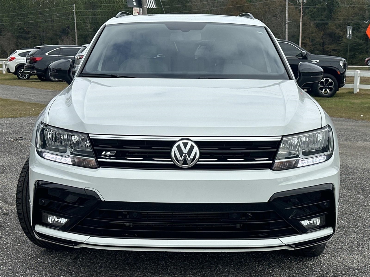 Volkswagen Tiguan 2.0T SE R-Line Black FWD 2021