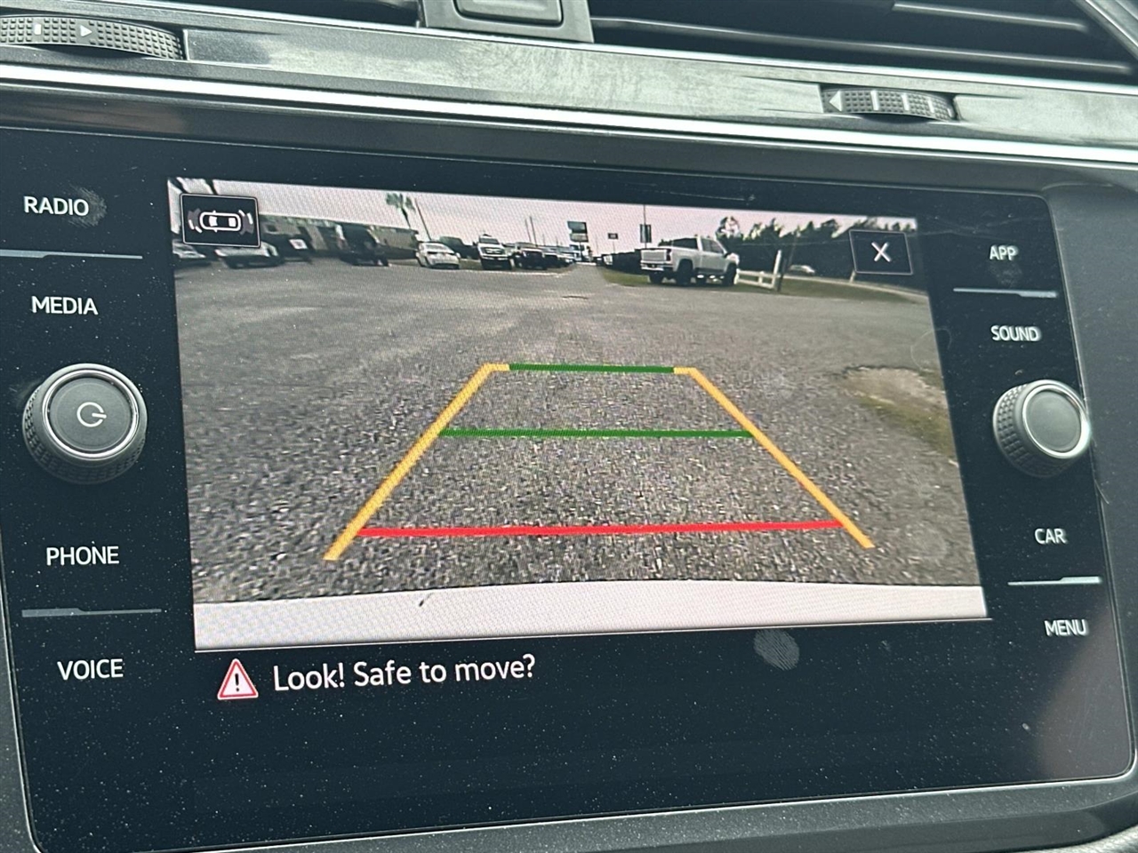 Volkswagen Tiguan 2.0T SE R-Line Black FWD 2021