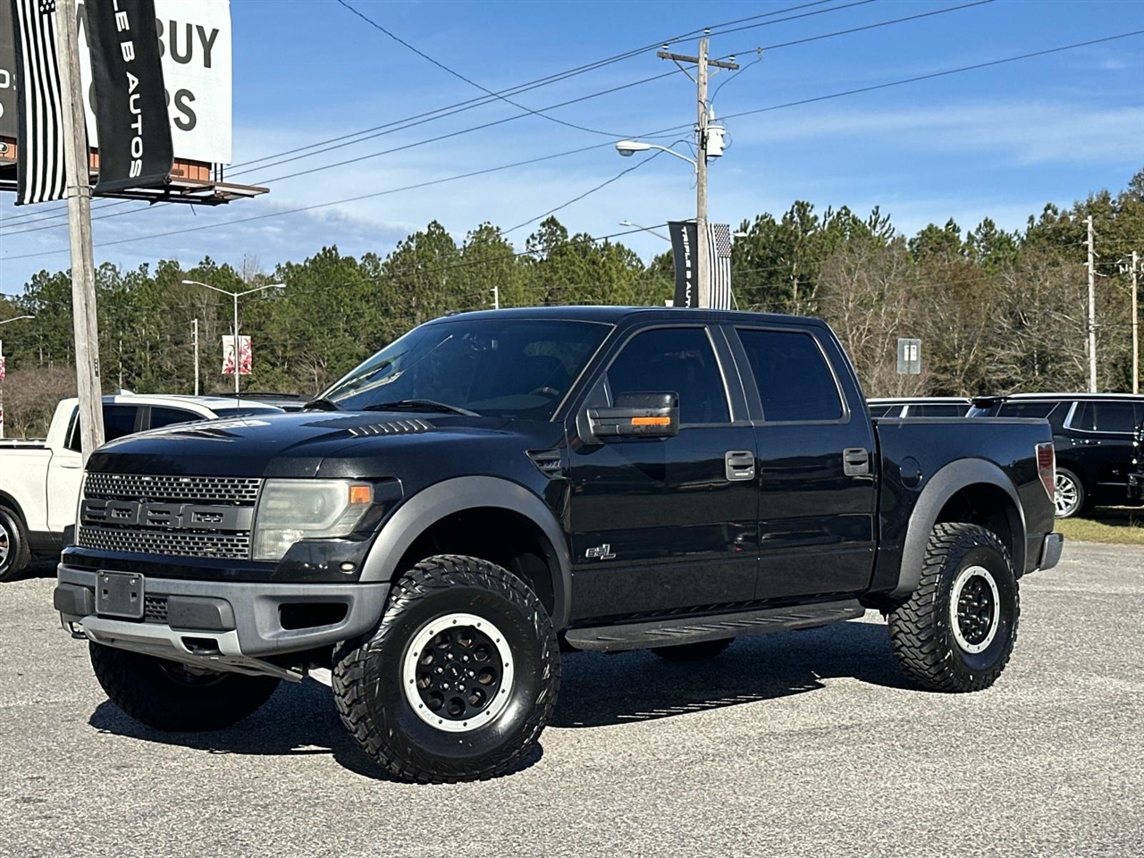 2014 Ford F-150 4WD SuperCrew 145" SVT Raptor