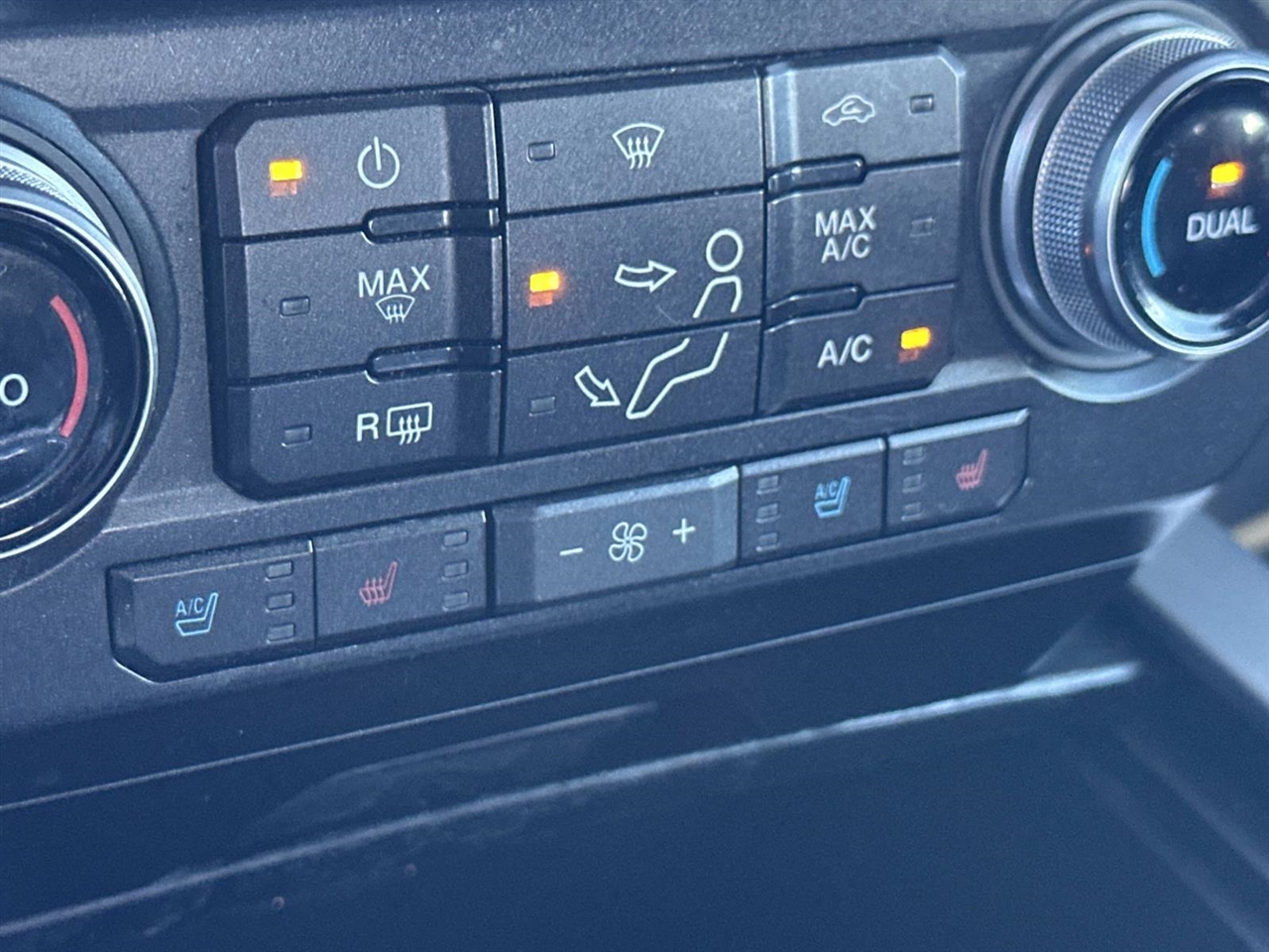 Ford Super Duty F-250 SRW King Ranch 4WD Crew Cab 8' Box 2019