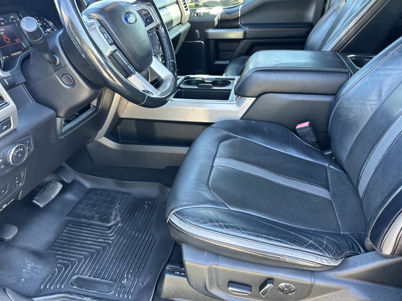 Ford Super Duty F-250 SRW King Ranch 4WD Crew Cab 8' Box 2019