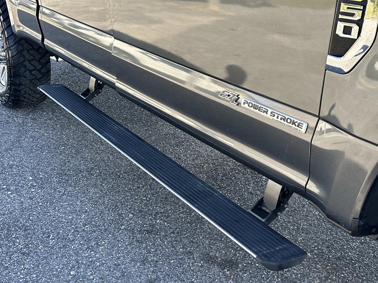 Ford Super Duty F-350 SRW King Ranch 4WD Crew Cab 8' Box 2018