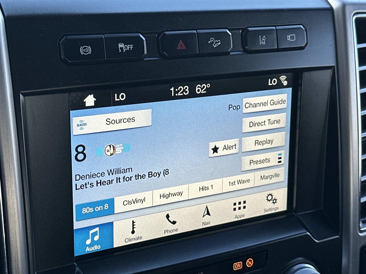 Ford Super Duty F-350 SRW King Ranch 4WD Crew Cab 8' Box 2018