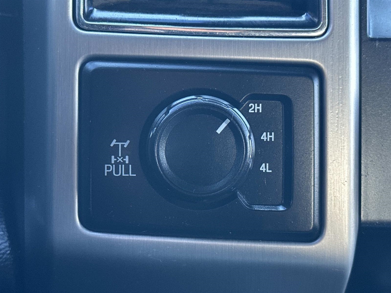 Ford Super Duty F-350 SRW King Ranch 4WD Crew Cab 8' Box 2018