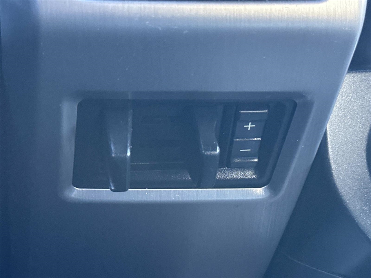 Ford Super Duty F-350 SRW King Ranch 4WD Crew Cab 8' Box 2018