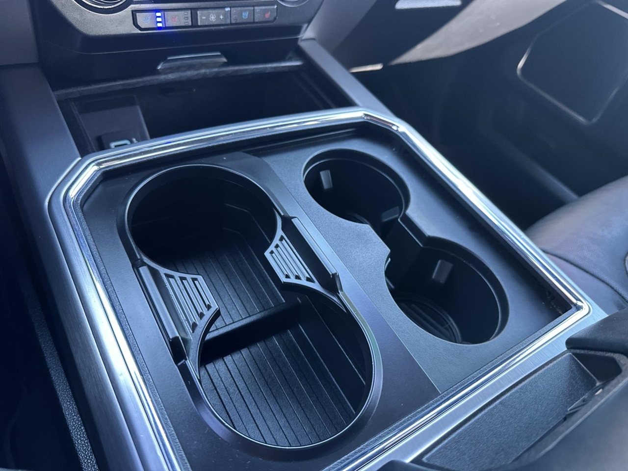 Ford Super Duty F-350 SRW King Ranch 4WD Crew Cab 8' Box 2018