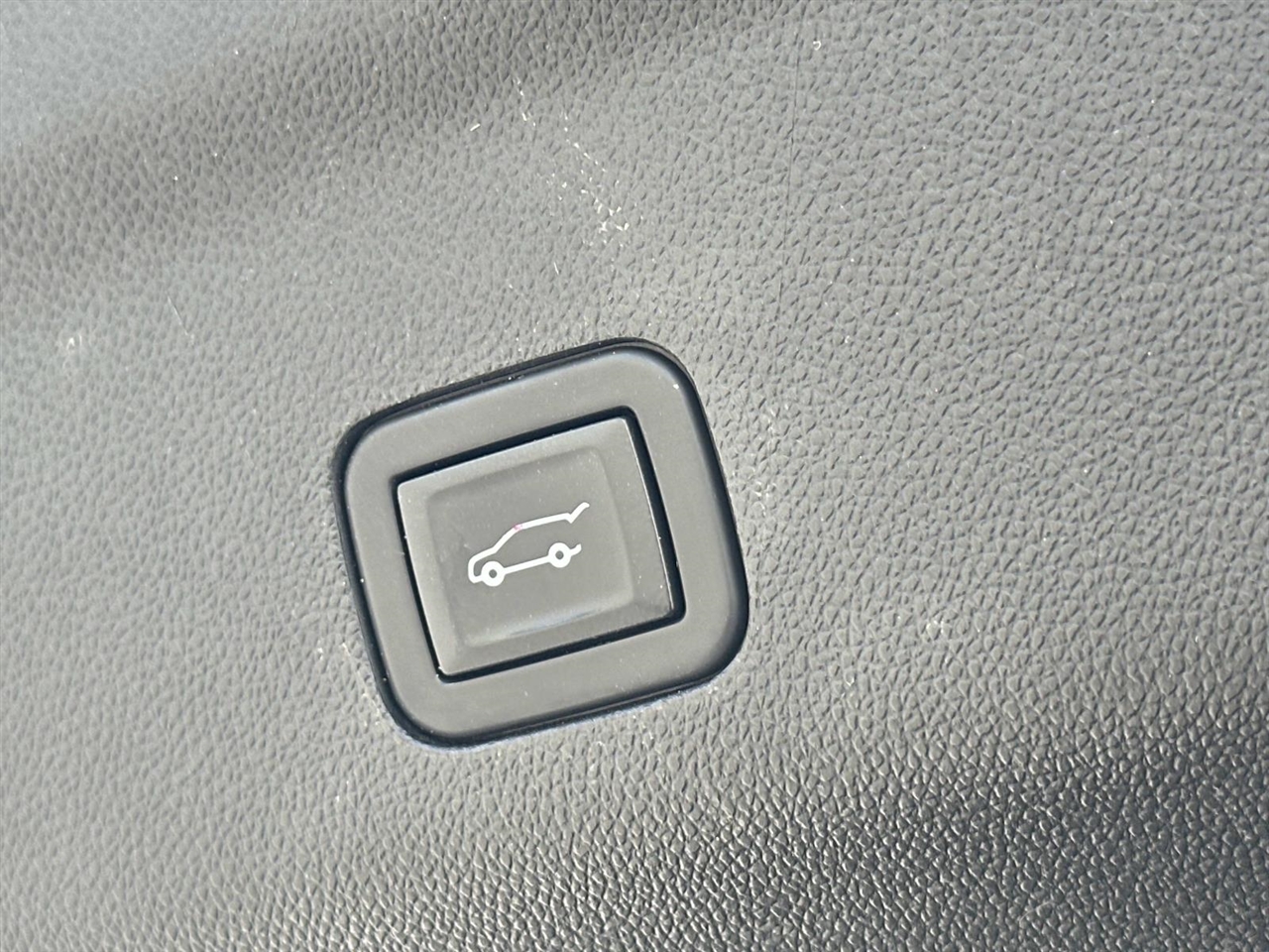 GMC Yukon 4WD 4dr AT4 2021