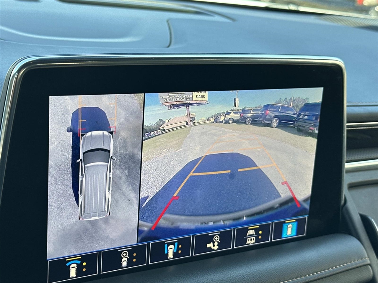 GMC Yukon 4WD 4dr AT4 2021