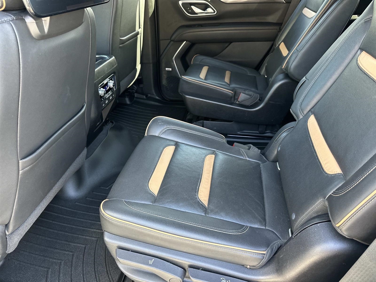 GMC Yukon 4WD 4dr AT4 2021