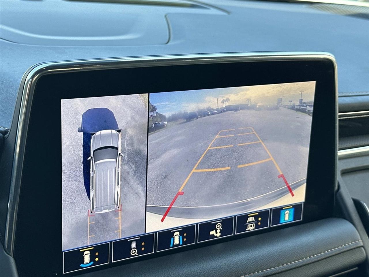 GMC Yukon 4WD 4dr AT4 2021