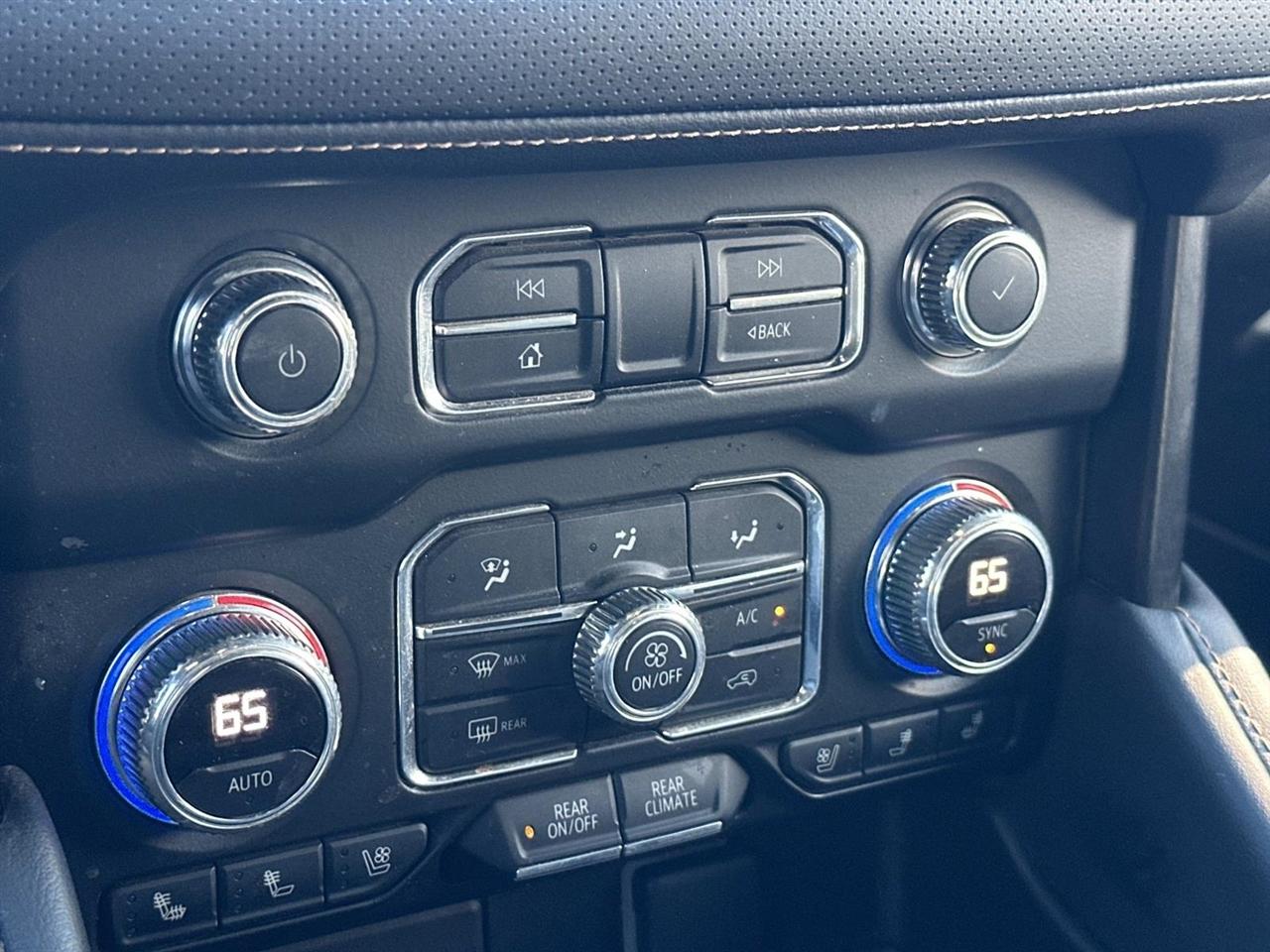 GMC Yukon 4WD 4dr AT4 2021