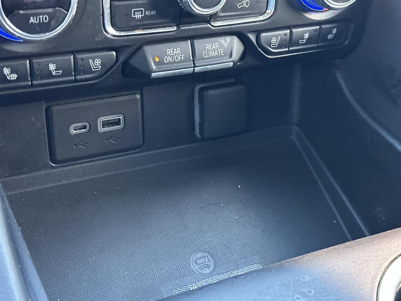 GMC Yukon 4WD 4dr AT4 2021