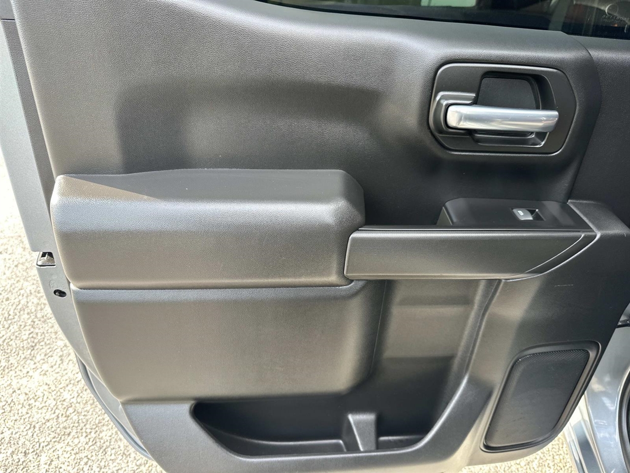 Chevrolet Silverado 1500 LTD 4WD Crew Cab 147" Custom Trail Boss 2022