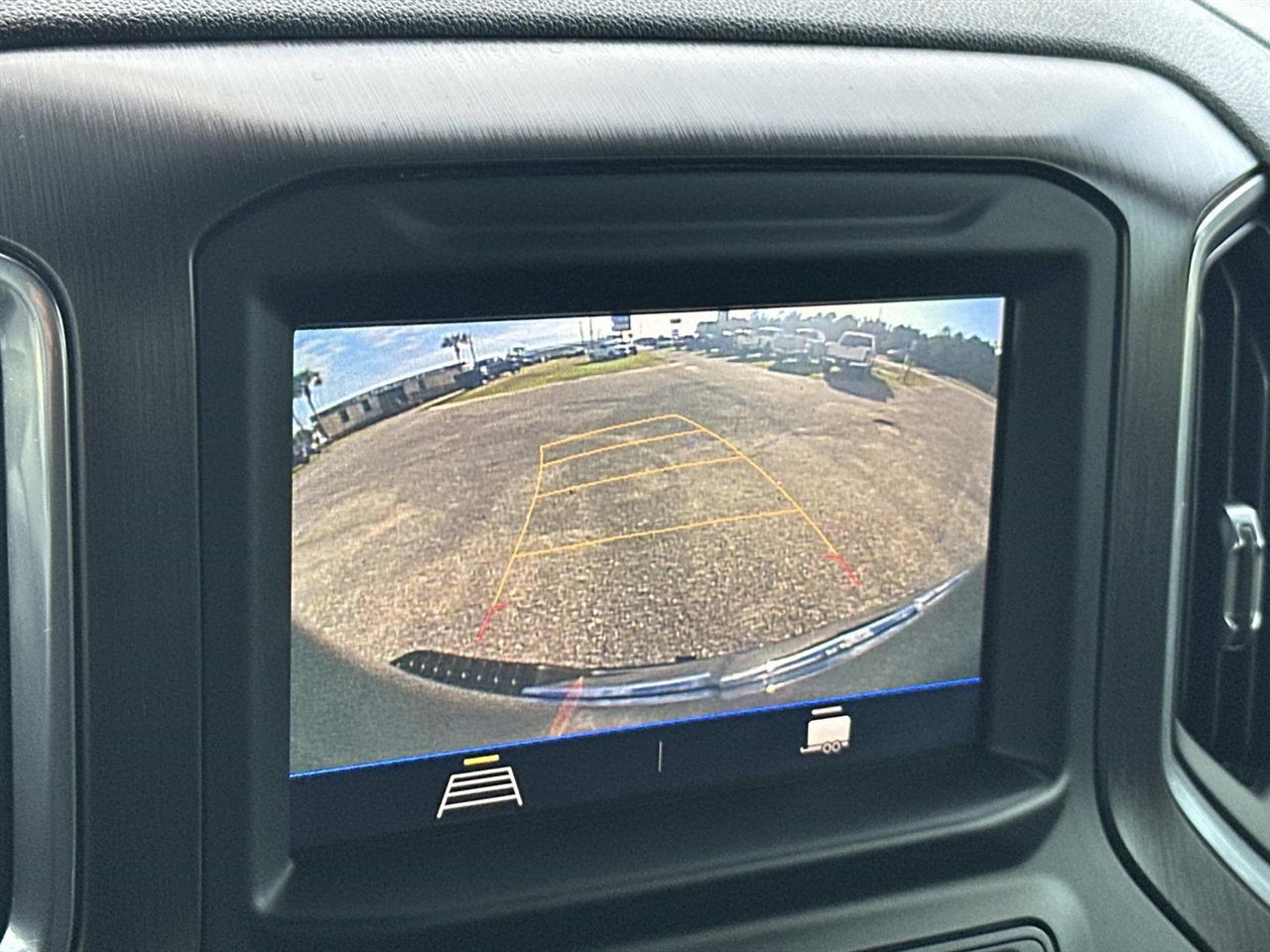 Chevrolet Silverado 1500 LTD 4WD Crew Cab 147" Custom Trail Boss 2022