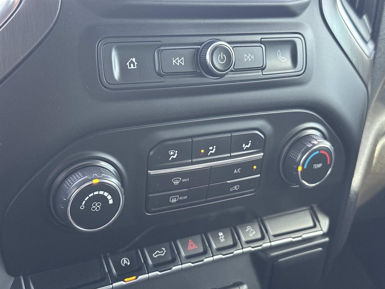 Chevrolet Silverado 1500 LTD 4WD Crew Cab 147" Custom Trail Boss 2022