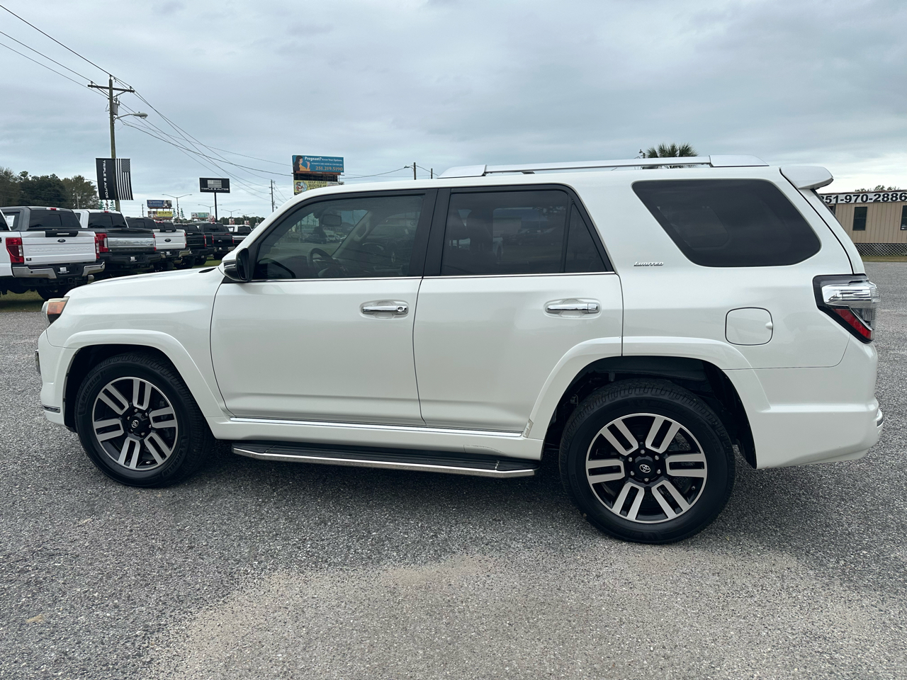 Toyota 4Runner RWD 4dr V6 SR5 Premium (Natl) 2014