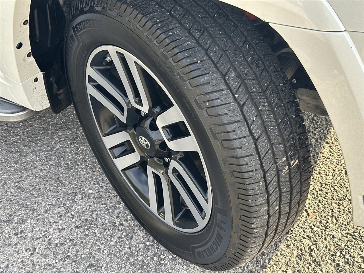 Toyota 4Runner RWD 4dr V6 SR5 Premium (Natl) 2014